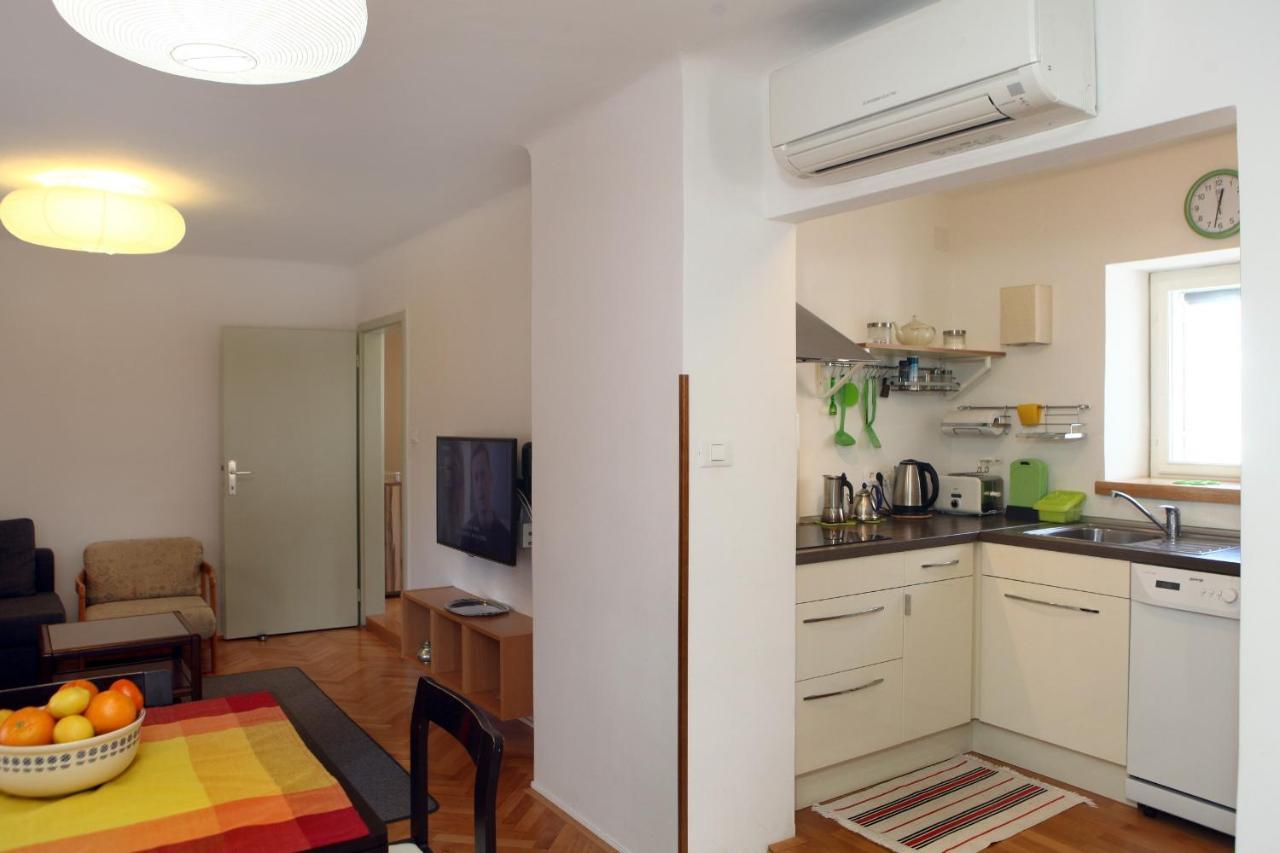 Spacious Piran Central Apartment For 5 Pax Bg Ngoại thất bức ảnh